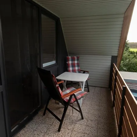 Haus Neu-moehlhorst شقة